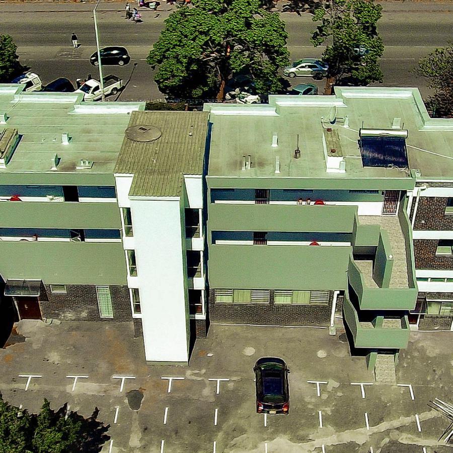 R Executive Apartments Χαράρε Εξωτερικό φωτογραφία
