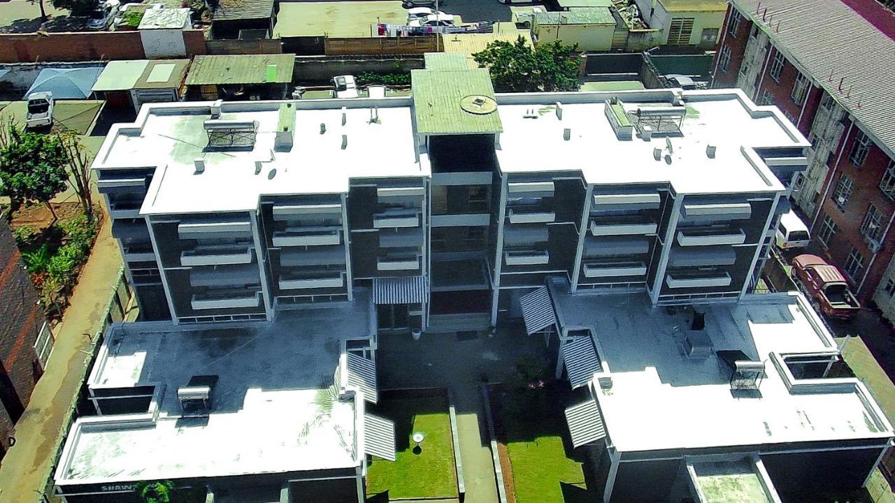 R Executive Apartments Χαράρε Εξωτερικό φωτογραφία