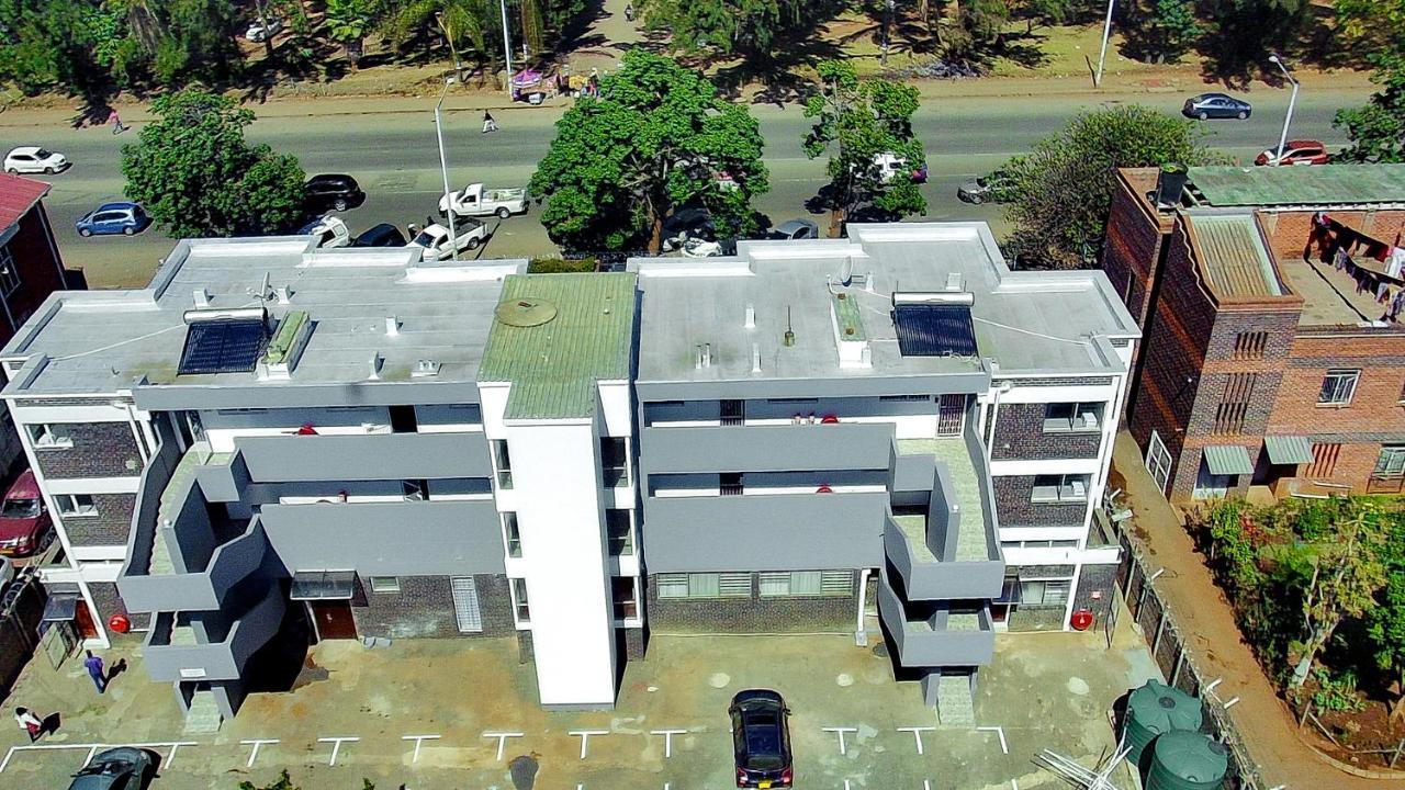 R Executive Apartments Χαράρε Εξωτερικό φωτογραφία