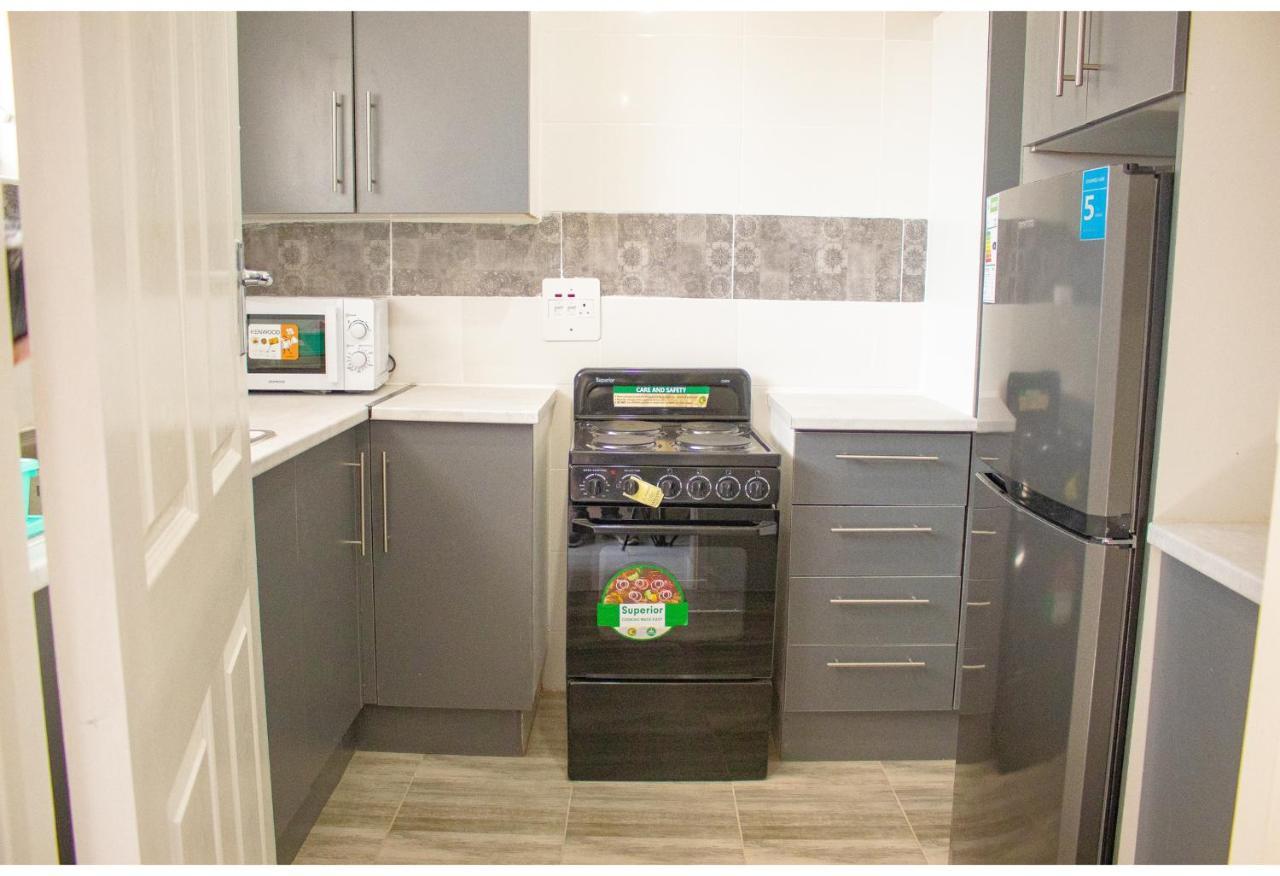 R Executive Apartments Χαράρε Εξωτερικό φωτογραφία