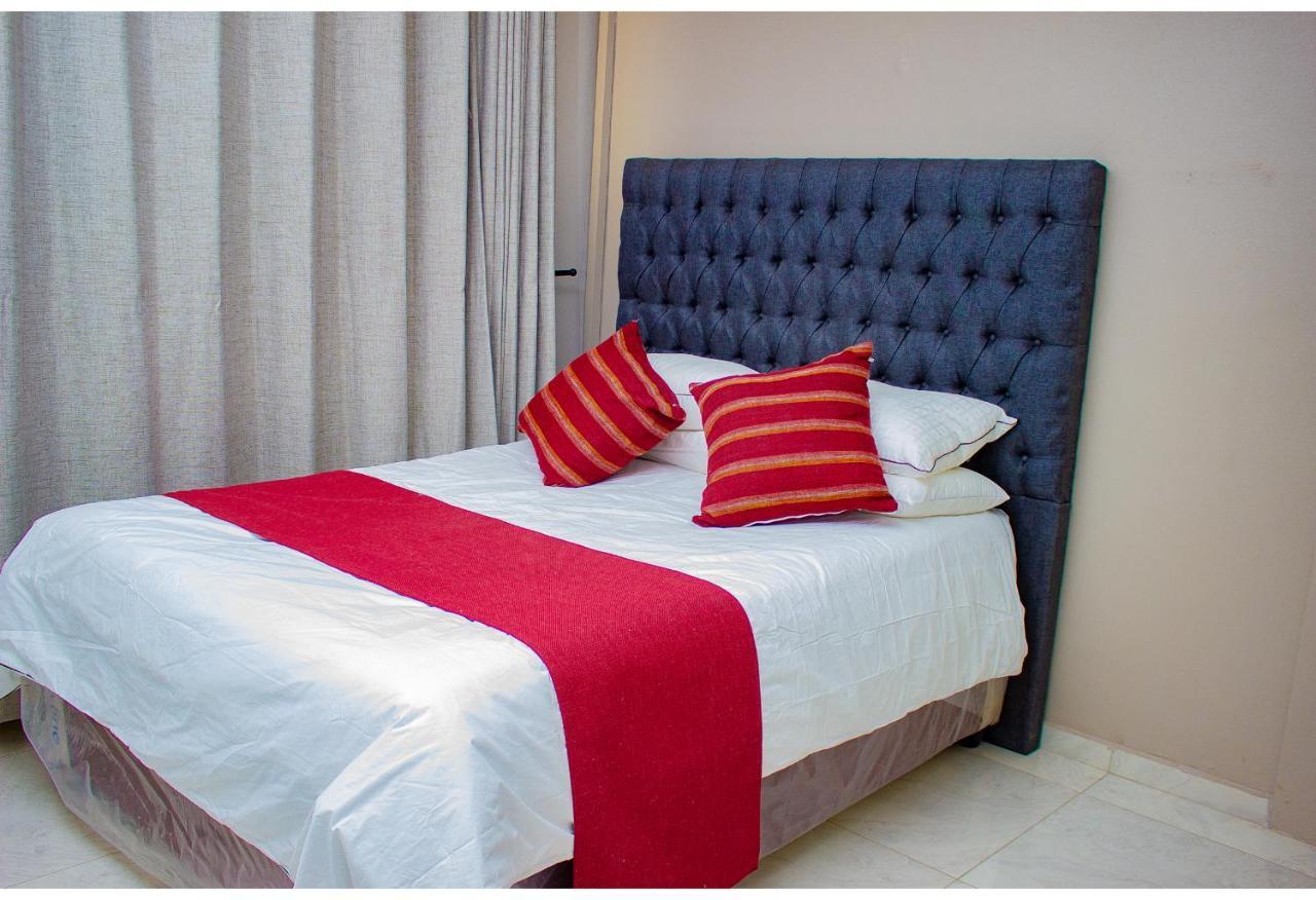 R Executive Apartments Χαράρε Εξωτερικό φωτογραφία