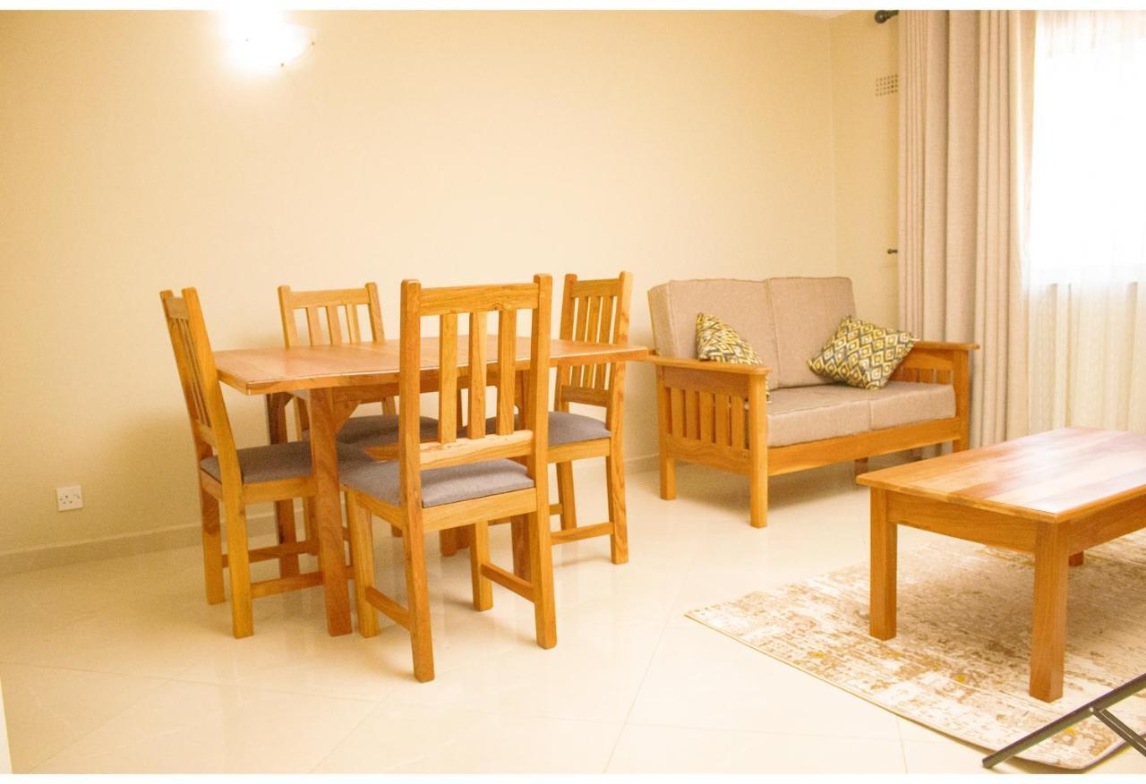 R Executive Apartments Χαράρε Εξωτερικό φωτογραφία