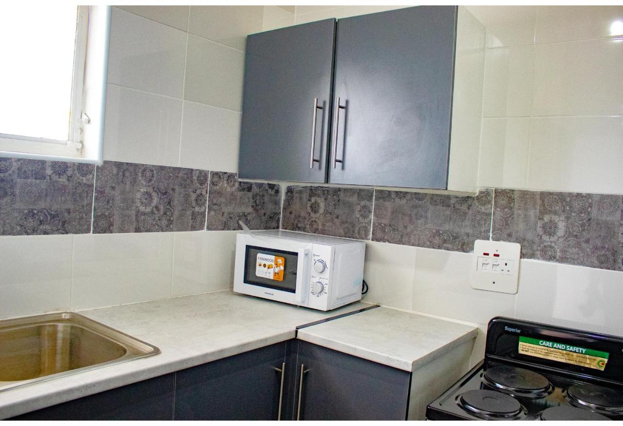 R Executive Apartments Χαράρε Εξωτερικό φωτογραφία