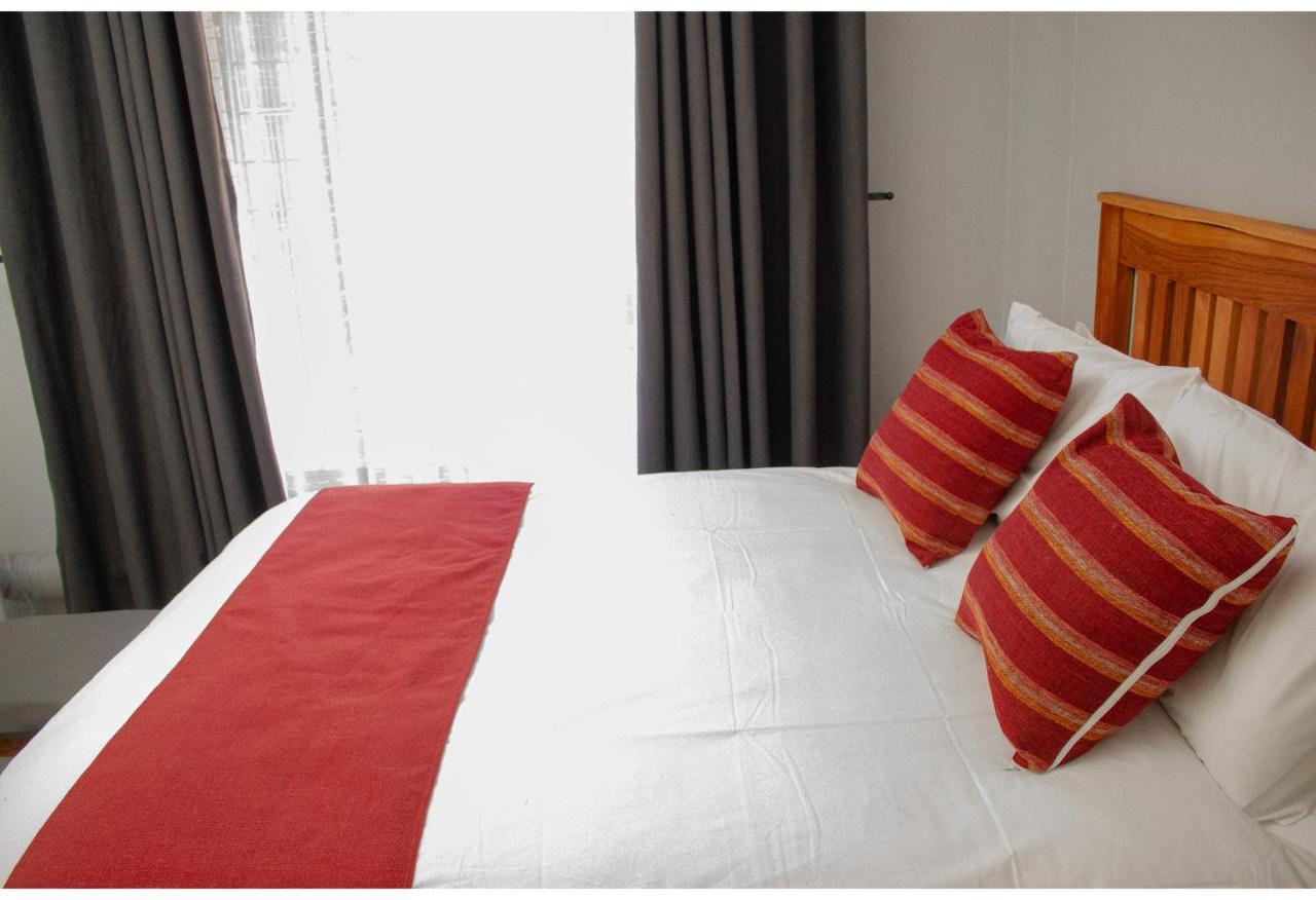 R Executive Apartments Χαράρε Εξωτερικό φωτογραφία
