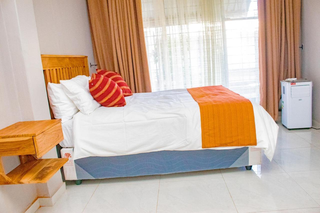 R Executive Apartments Χαράρε Εξωτερικό φωτογραφία